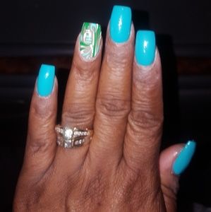 Meet your Posher, Cotinna